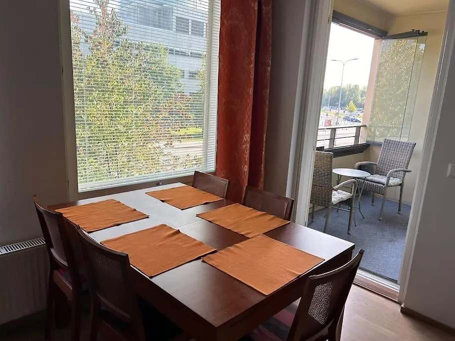 Tilava Kolmio Aseman Vieressae Kaksi Makuuhuonetta Apartment Vantaa 0*,  Finland